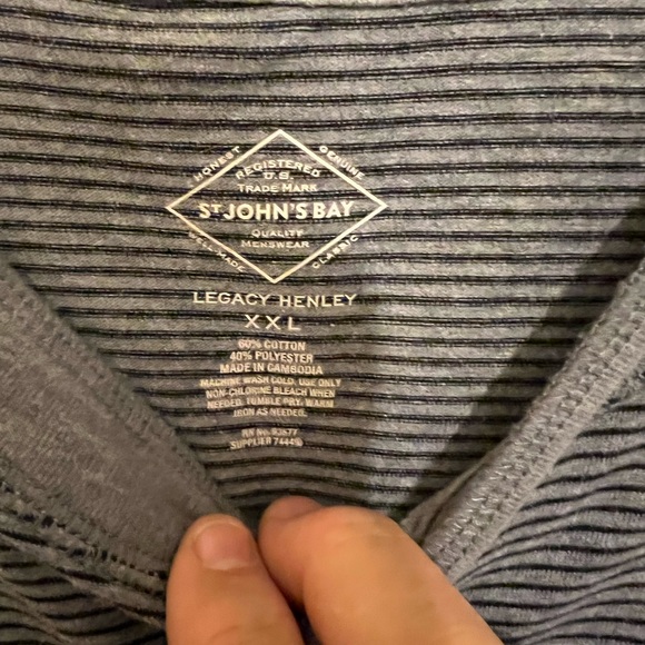 Mens St.John’s Bay long sleeved pullover T-shirt size XXL , gray with black ! - Picture 3 of 3